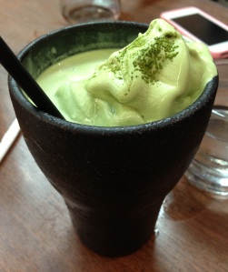 Hoshino Coffee Matcha Latte - Eat Alone Together